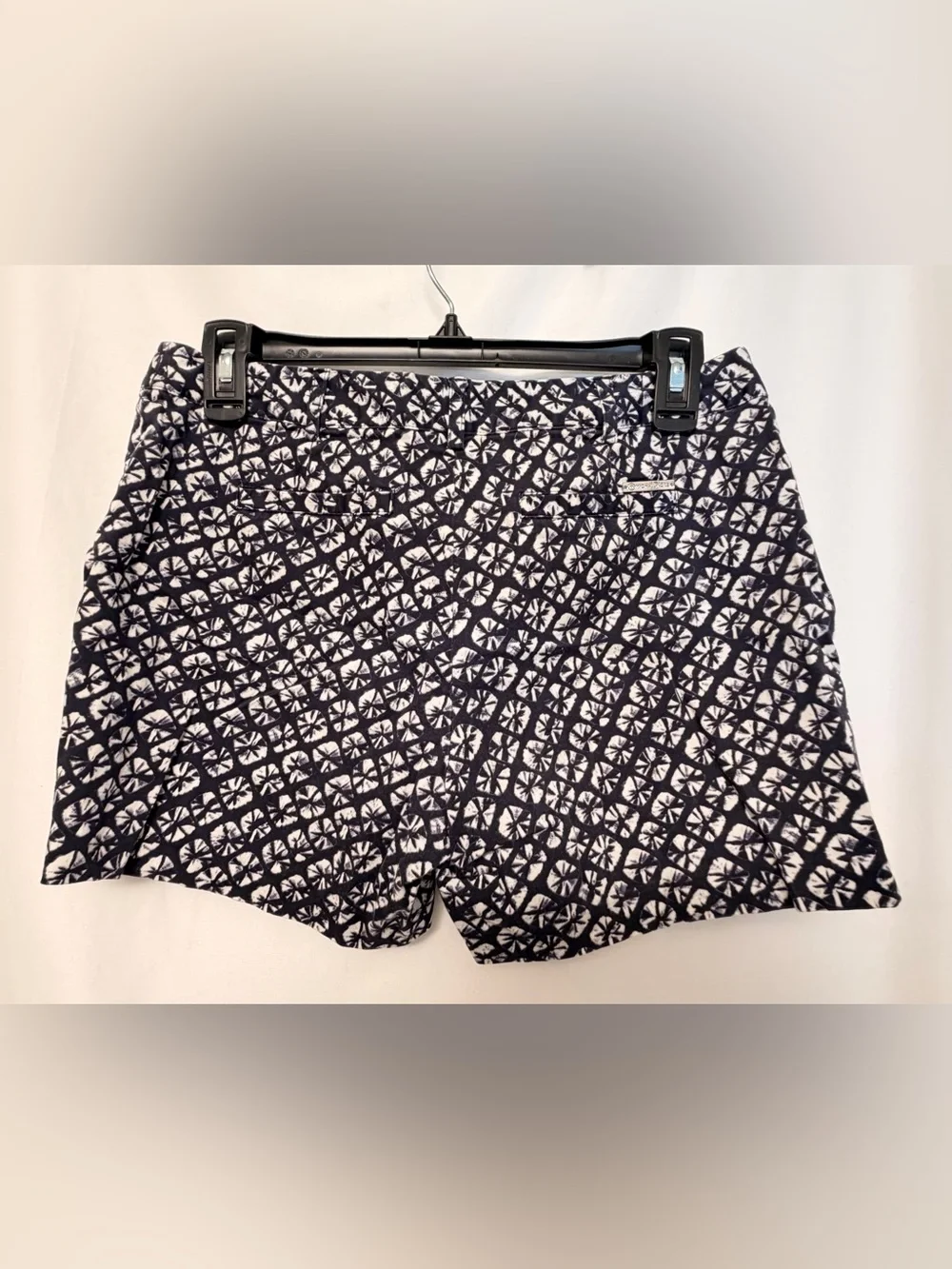Michael Kors Navy White Geometric Print Shorts Size 4 Stretch Casual